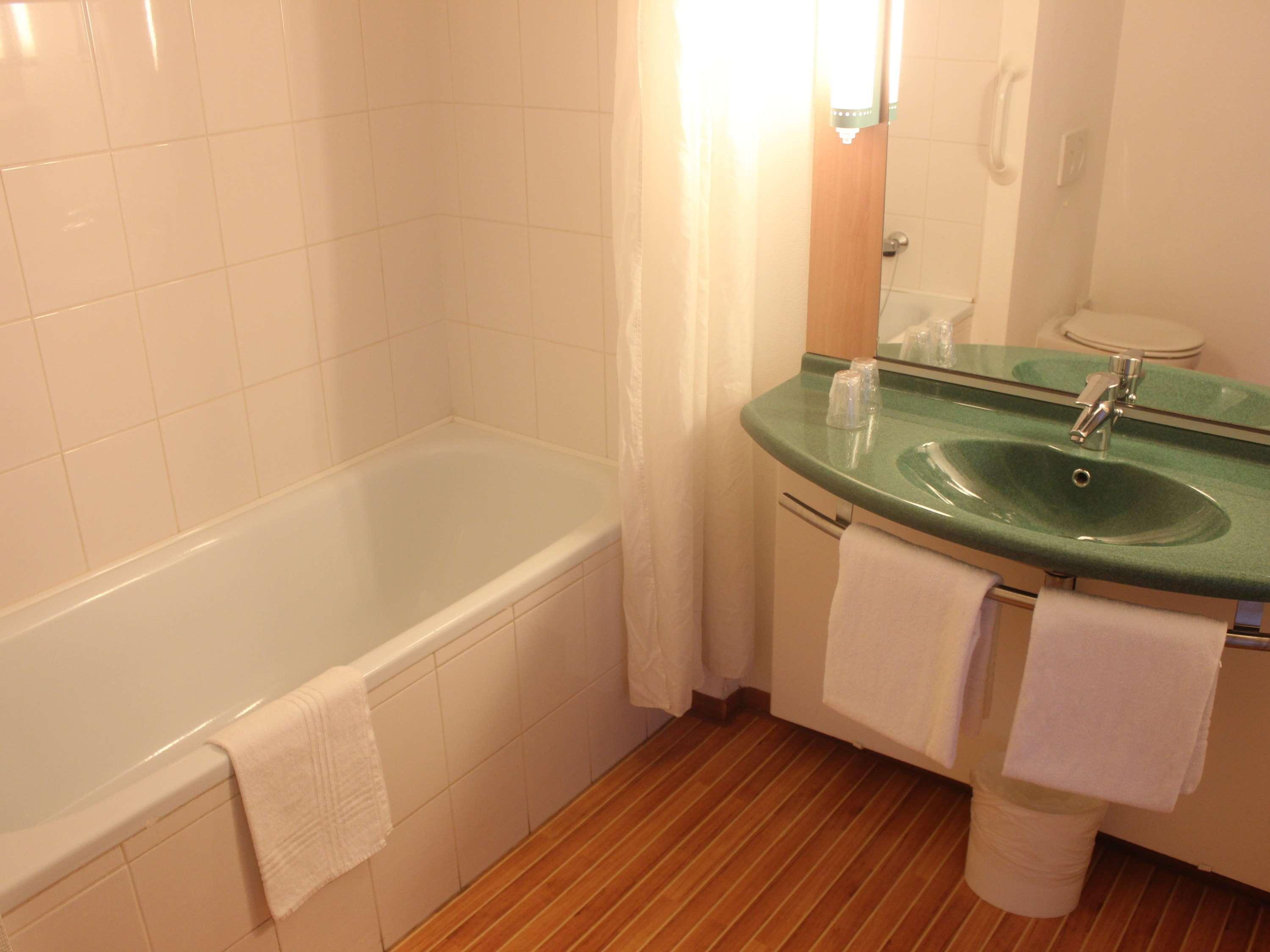 B&B Hotel Mons Gare Ngoại thất bức ảnh