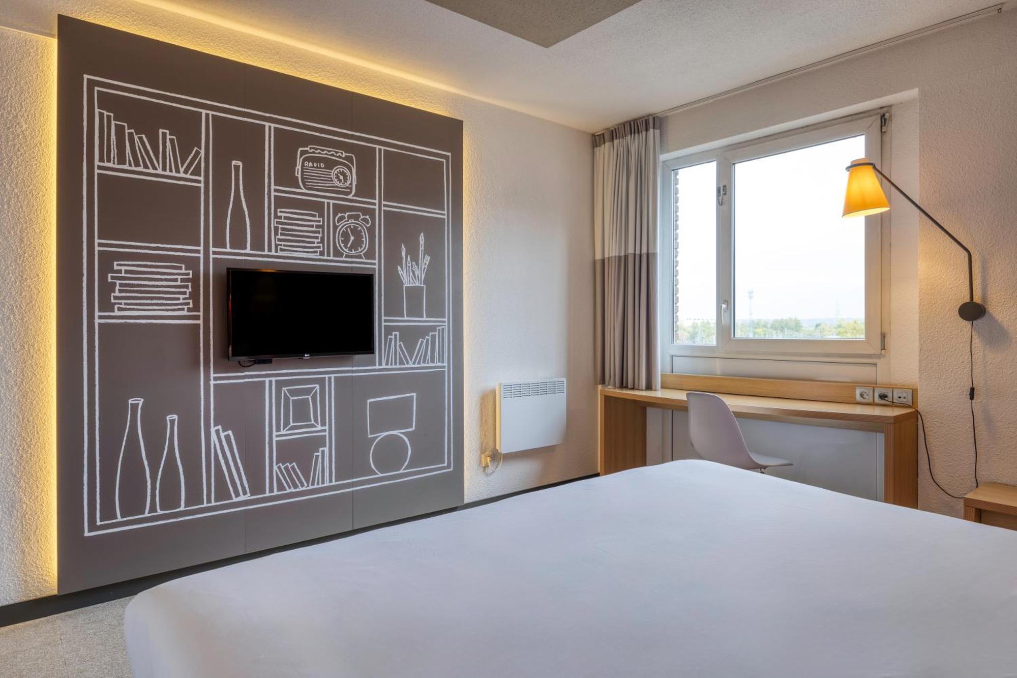 B&B Hotel Mons Gare Ngoại thất bức ảnh